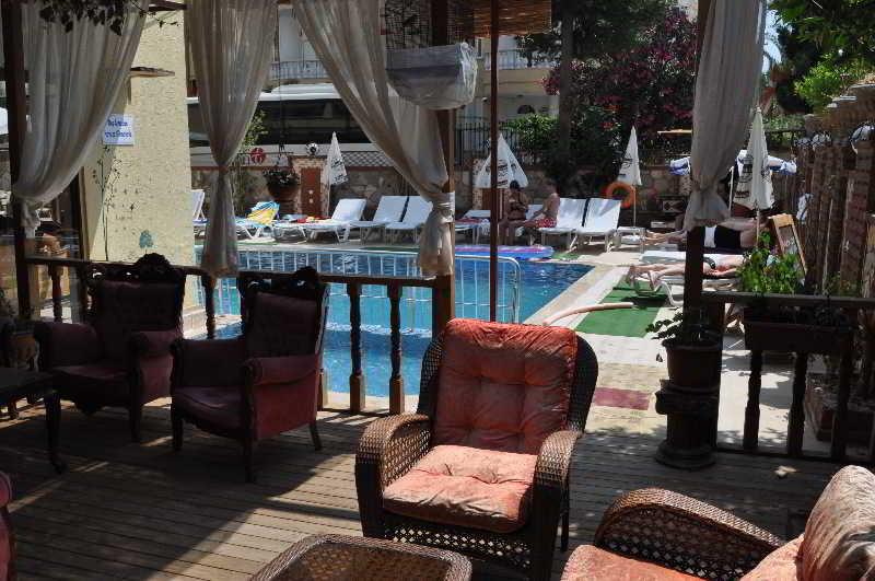 Moonlight Hotell 3*