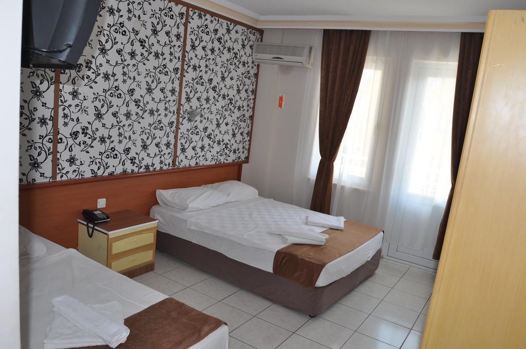 Hotell Moonlight 3*